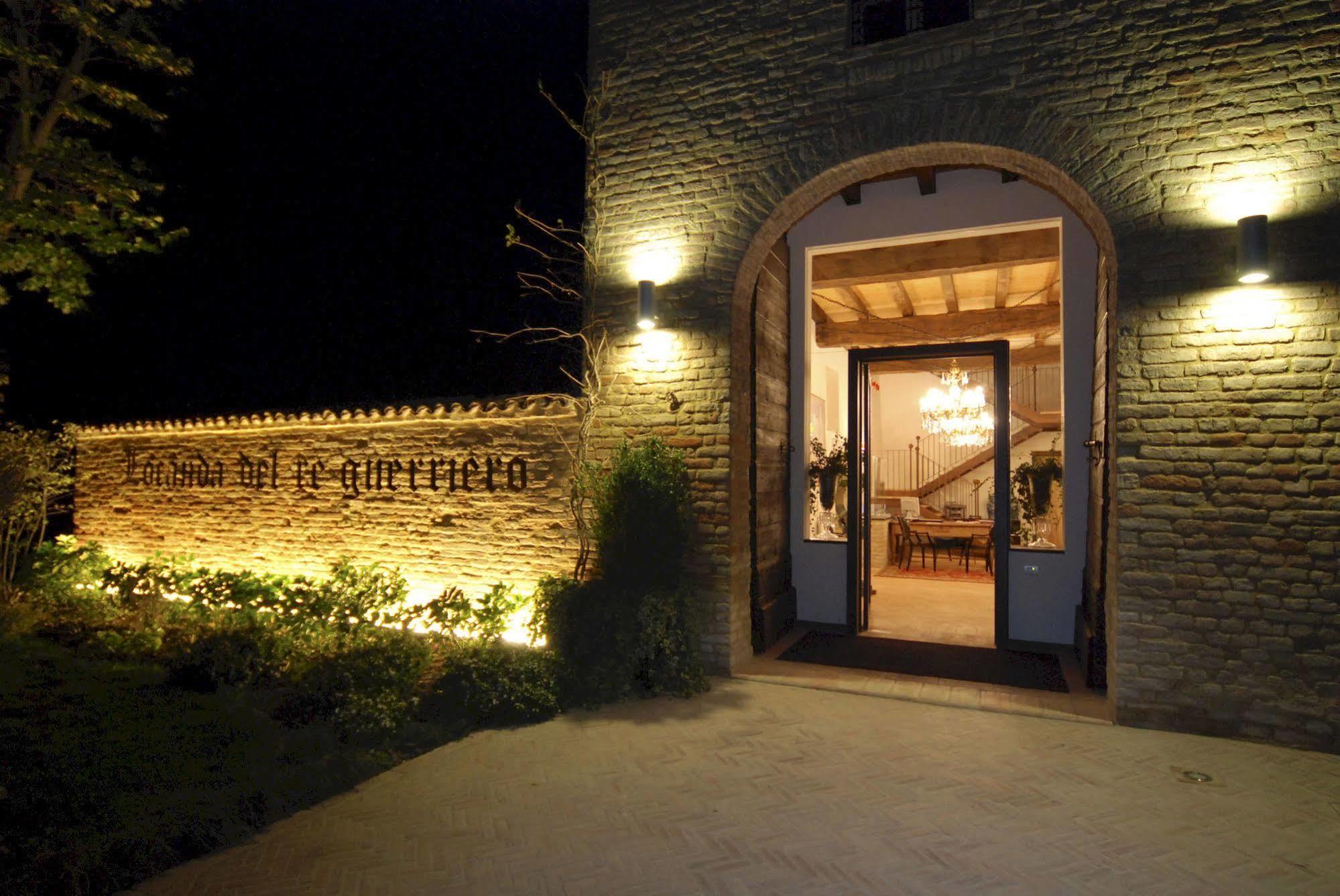 Locanda Del Re Guerriero San Pietro in Cerro Buitenkant foto